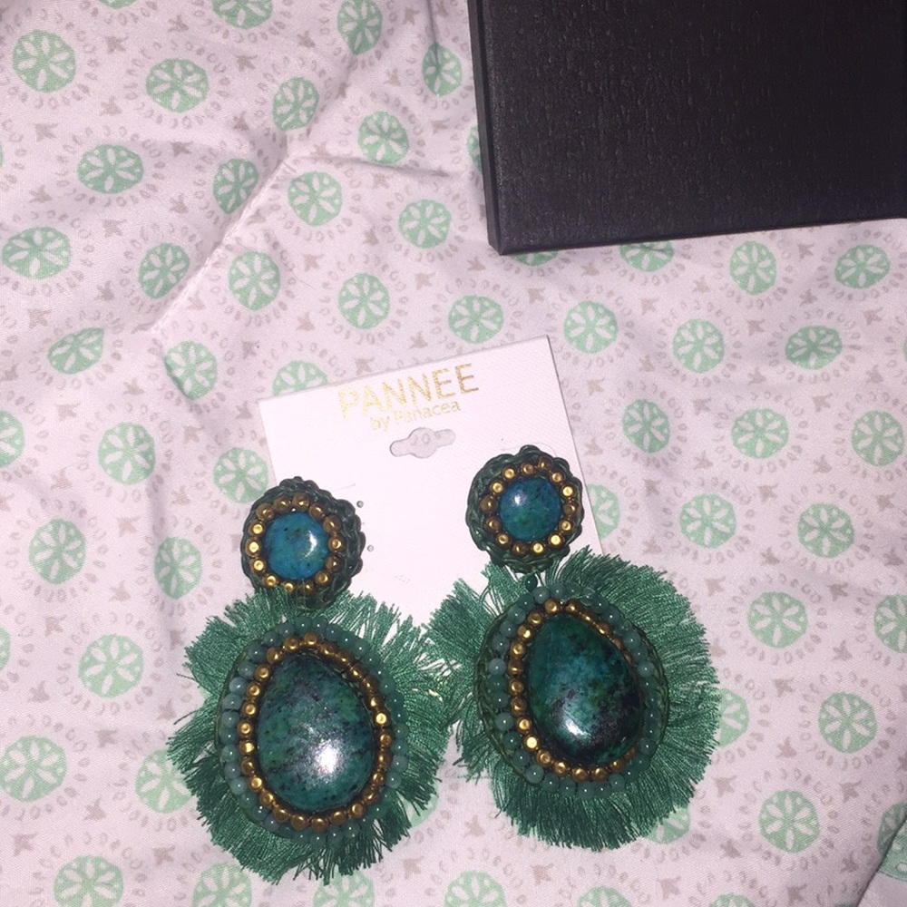 New beautiful stone earrings by pannee